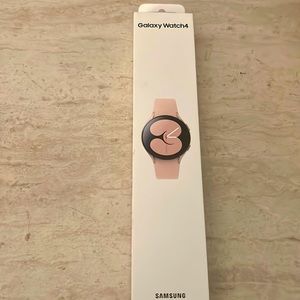 Slightly Use Samsung Galaxy Watch 4